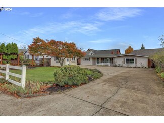 3325 Gilham Rd, Eugene, OR 97408