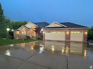 1921 Mohawk Ln, Ogden, UT 84403
