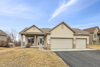 2316 Coldwater Crossing, Mayer, MN 55360