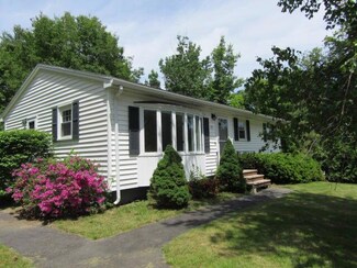 55 Blackmer St, Auburn, ME 04210