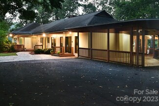 118 Oconee Ct, Troy, NC 27371