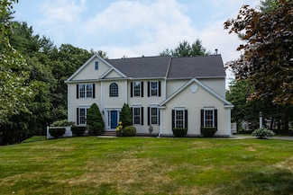 52 Glen Rd, Hopkinton, MA 01748