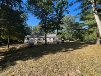 6968 S 142nd Ave, Rothbury, MI 49452