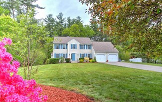 4 Windsor Ct, Plaistow, NH 03865