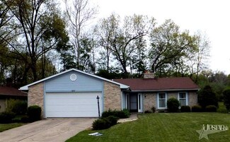 3215 Pavilion Ct, Fort Wayne, IN 46835
