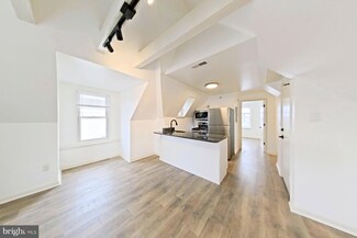 6011 Ridge Ave Unit 3, Philadelphia, PA 19128