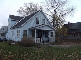 27 Elizabeth St, Lunenburg, MA 01462