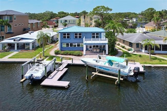 5449 Manatee Point Dr, New Port Richey, FL 34652