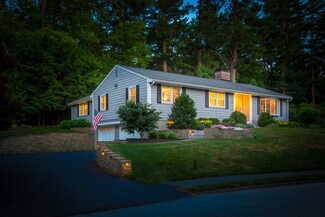 8 Glen Rd, Topsfield, MA 01983