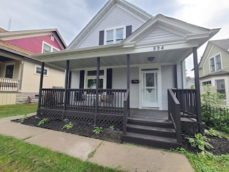 894 Selby Ave, Saint Paul, MN 55104
