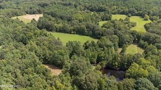 1381 Old Highway 7 S, Holly Springs, MS 38635