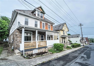 306 N Heller Ave, Pen Argyl, PA 18072