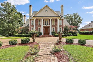 682 Spring Lake Dr, Pearl, MS 39208