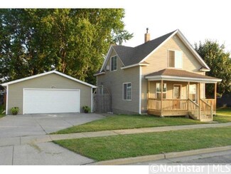 1366 Maple St, Baldwin, WI 54002