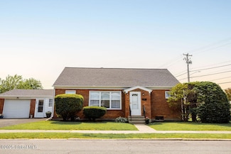 209 Whitehall Rd, Albany, NY 12209