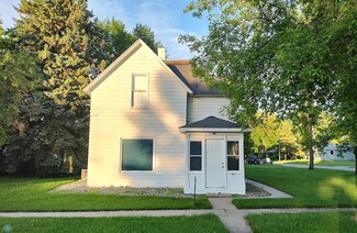 529 Washington Ave, Crookston, MN 56716