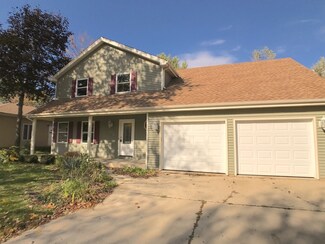 1848 Chandler Ave, Saint Charles, IL 60174