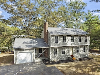 4 Gately Ave, Hudson, MA 01749