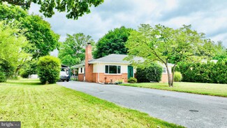 7036 Sandy Hollow Rd, Harrisburg, PA 17112