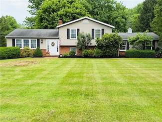 10960 Wilson Mills Rd, Chardon, OH 44024