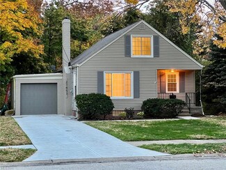 27853 W Oakland Rd, Bay Village, OH 44140