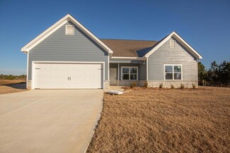 13 Shiloh Dr, Fort Mitchell, AL 36856
