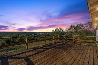 220 Harmon Hills Rd, Dripping Springs, TX 78620