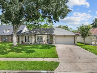2906 Laurelridge Dr, League City, TX 77573