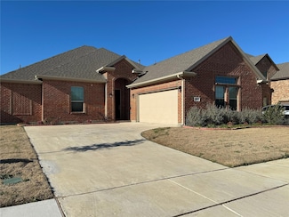 3646 Orchard St, Midlothian, TX 76065