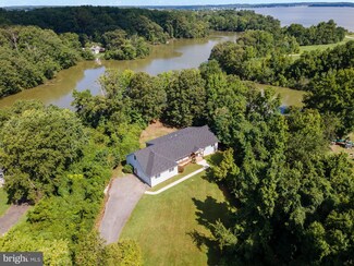 4170 Carroll Dr, Edgewater, MD 21037