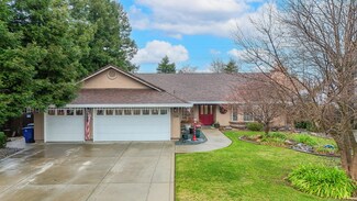 2314 Castlewood Dr, Redding, CA 96002