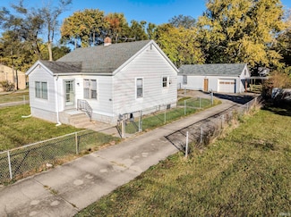 2612 E Memorial Dr, Muncie, IN 47302