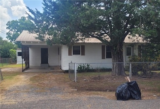 331 Huron St, Cottonport, LA 71327