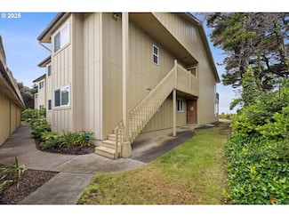 2335 NW Inlet Ave Unit 5, Lincoln City, OR 97367