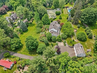 19 Skymeadow Dr, Stamford, CT 06903
