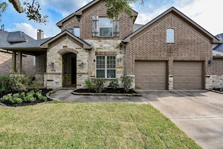 7906 Lake Commons Dr, Rosenberg, TX 77469