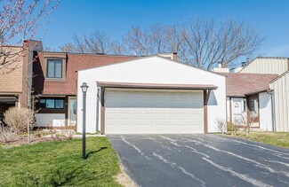 14 Westwood Dr, Indian Head Park, IL 60525