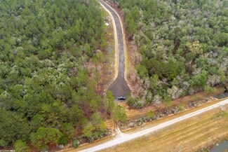 13 Foxtrap Rd, Saraland, AL 36505