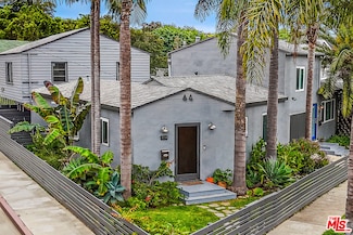2318 Beach Ave, Venice, CA 90291