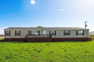 8288 Fm 697, Whitewright, TX 75491