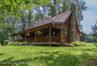 225 Simons Rd, Ancram, NY 12502