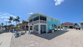 22961 John Avery Ln, Summerland Key, FL 33042