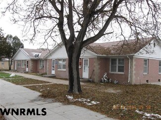 17 Terry Blvd, Gering, NE 69341