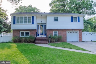 91 2nd St, Pennsville, NJ 08070