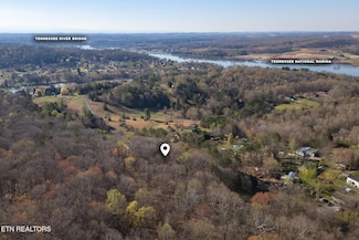 120 Elm Grove St, Loudon, TN 37774