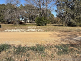 13552 Lodes Way, Kingston, OK 73439