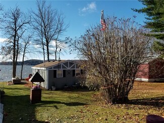 36 F Sanborn Rd, Sabattus, ME 04280
