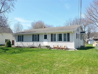 69 Geneva St, Bath, NY 14810
