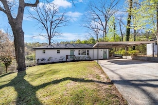 629 Moselle Dr SW, Mableton, GA 30126
