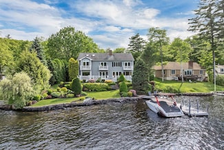 7 Hallin Ct, Alton Bay, NH 03810